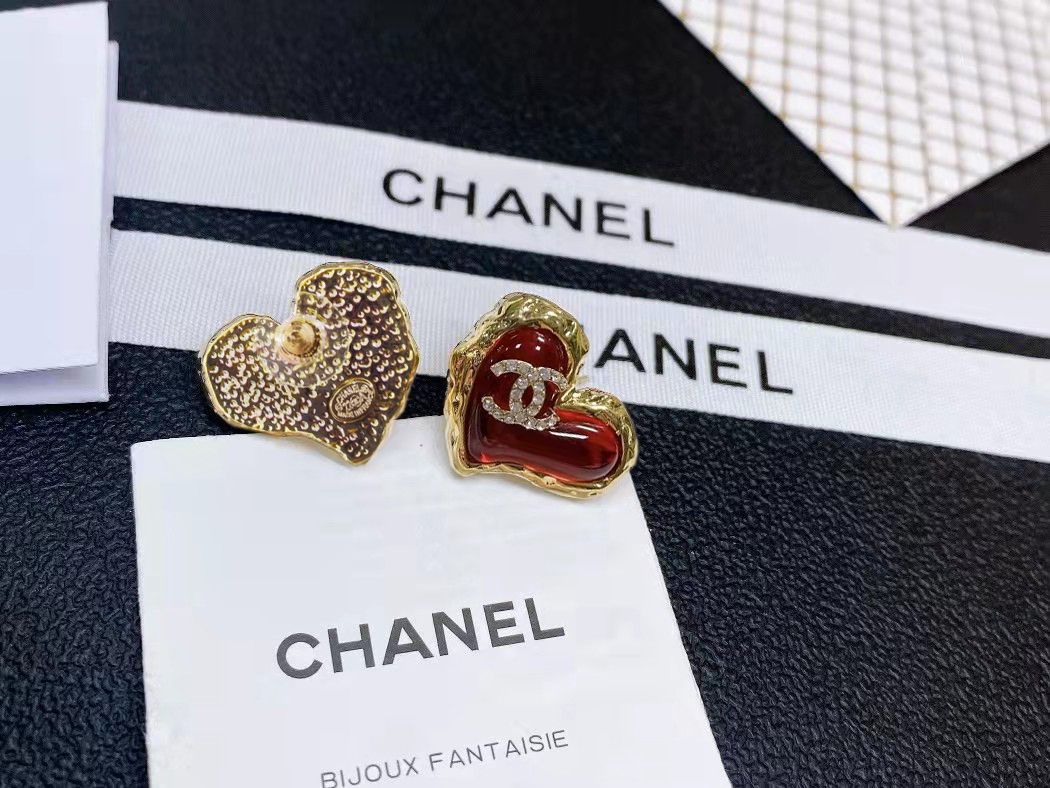 CC Earrings 0007