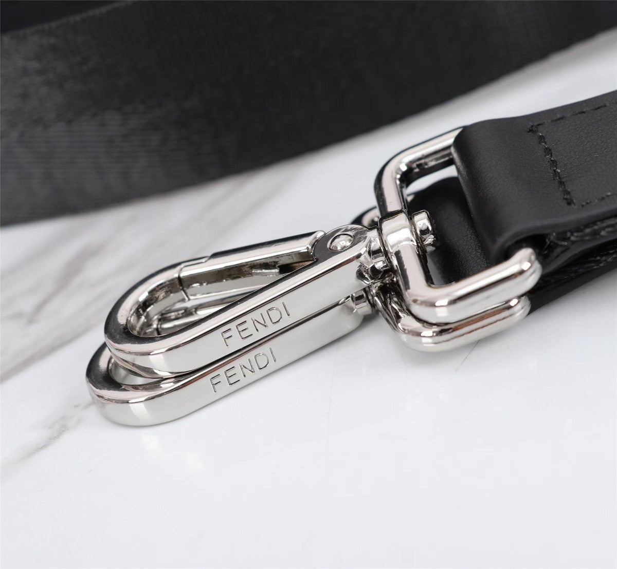 Fen pouch men bag size :23✘16✘5 cm