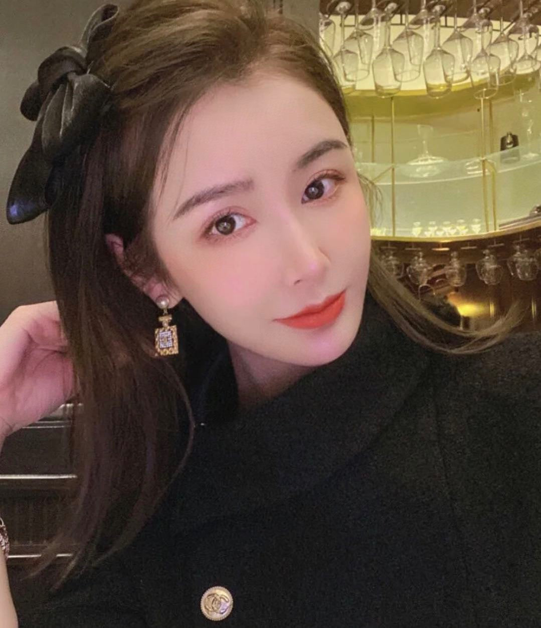 CC Earrings 0025