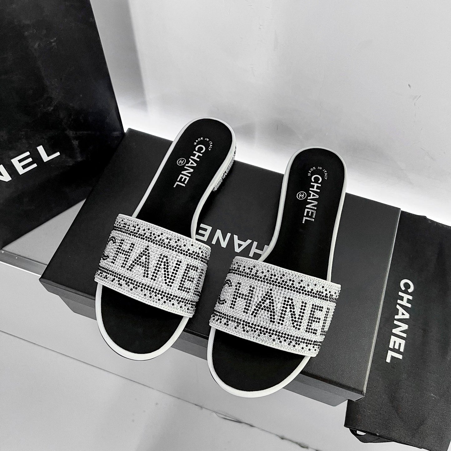 CC new arrival blingbling diamond slippers