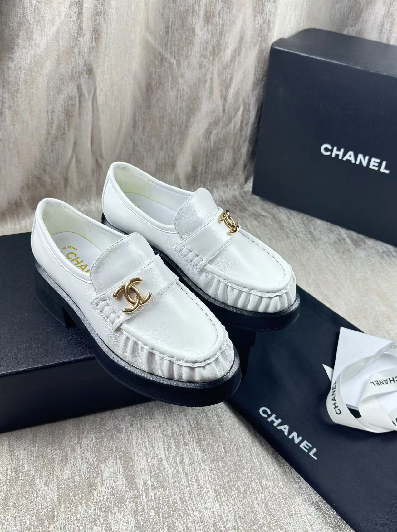 Louis new arrival 24ss women Loafers 005