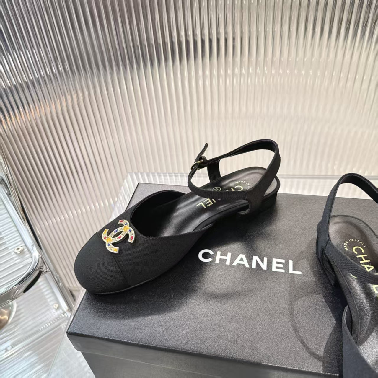 CC new arrival women 25p shoes 010 heels 1.5 cm