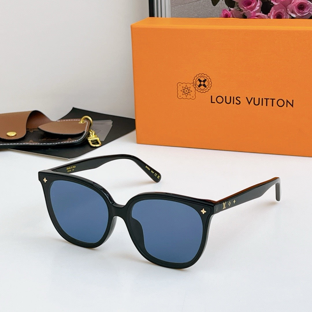Louis Eyewear SIZE: 55-18-145