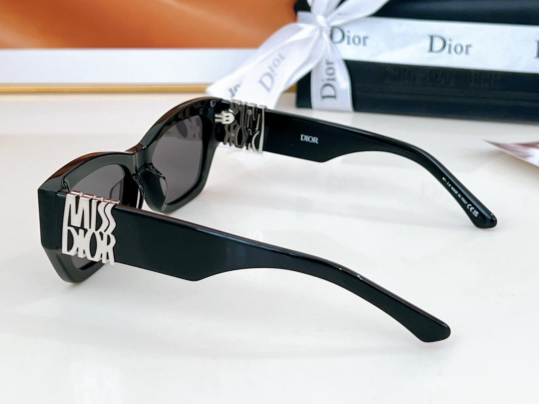 DI*R Eyewear SIZE: 56-17-140