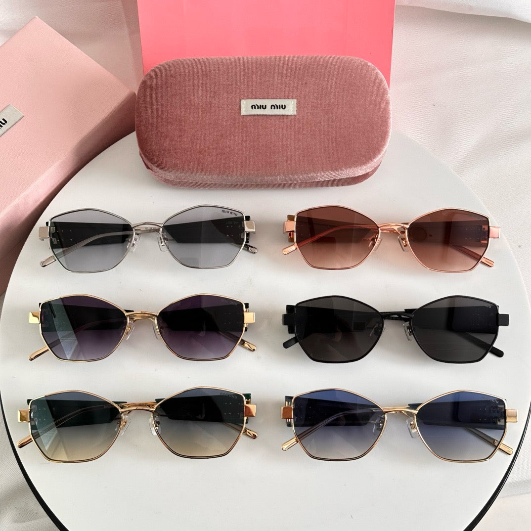 MIU MI* Eyewear SIZE: 55-18-145