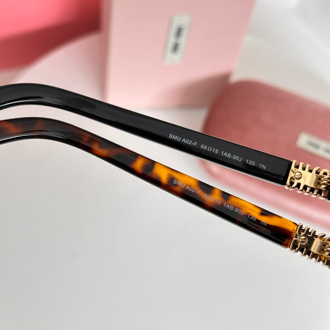 MIU MI* Eyewear SIZE: 70-14-120