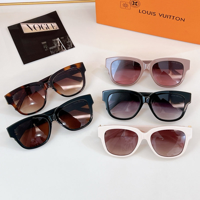 Louis Eyewear SIZE: 53-18-140