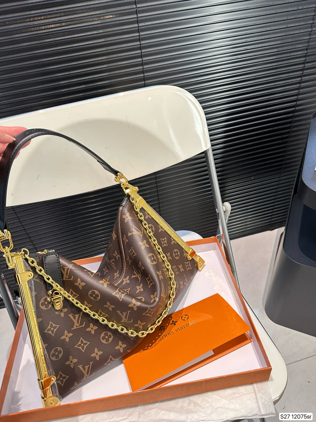 Louis new arrival luckytrunk S- lock bag size: 38*23 cm