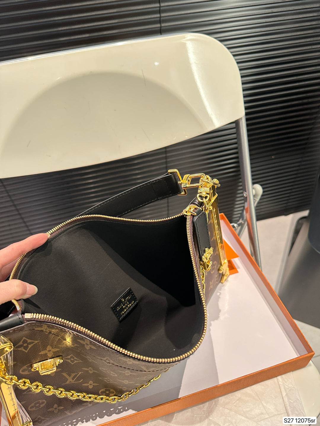 Louis new arrival luckytrunk S- lock bag size: 38*23 cm