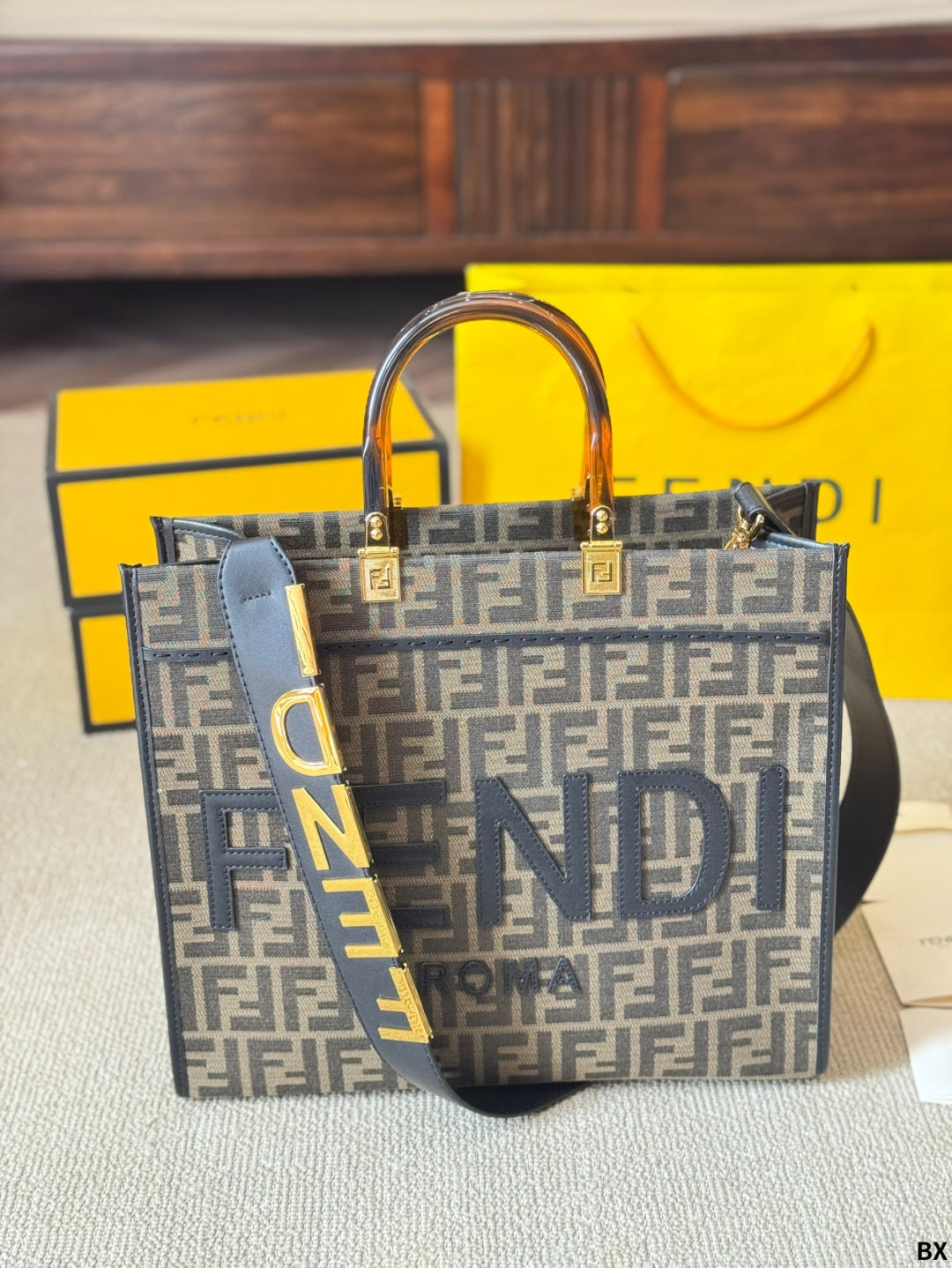 Fen new arrival peekabo tote bag size;35*30 cm