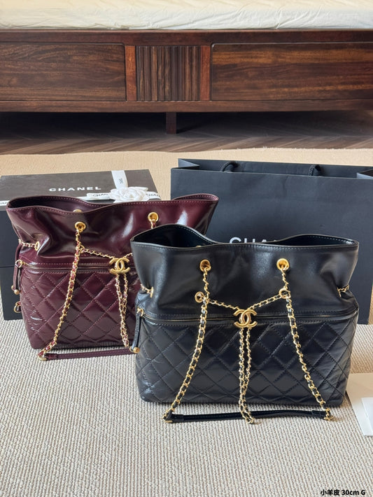 Cc new arrival tote chain bag size: 30*25 cm