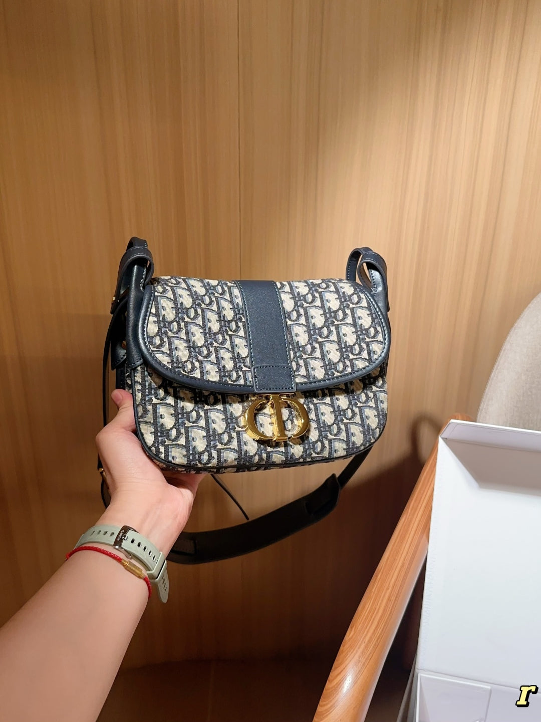 D new arrival 25ss bag size: 22*17*9 cm