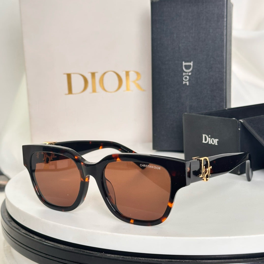 DI*R Eyewear SIZE: