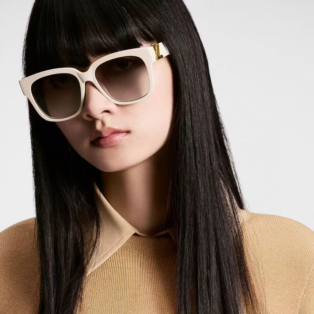 Louis Eyewear SIZE: 53-18-140