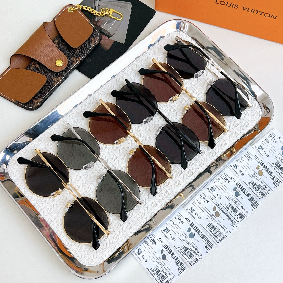 Louis Eyewear SIZE: 56-20-145