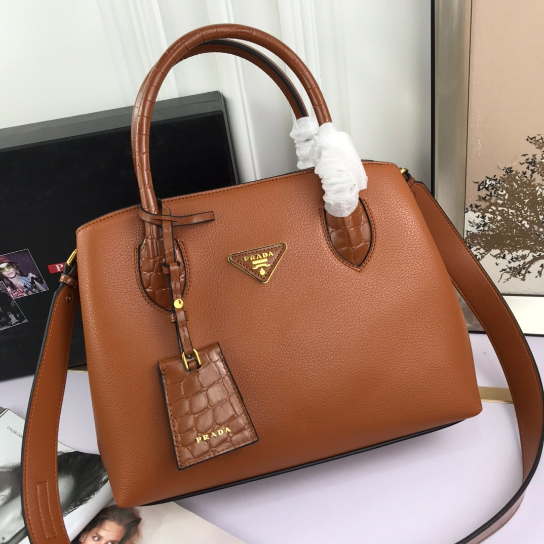 Pra new arrival bag 66153 size: 30*24*14 cm