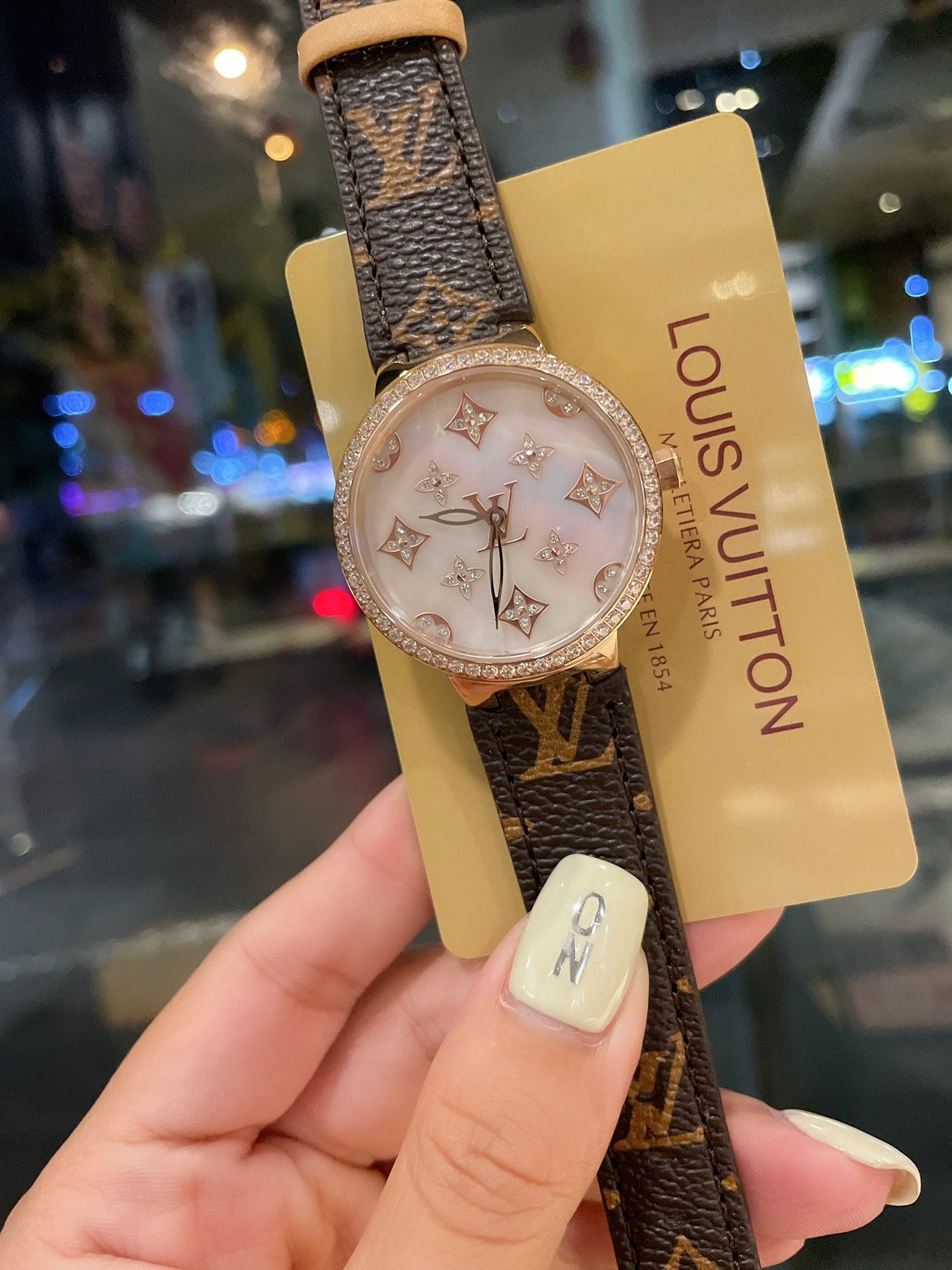 Louis Tambour slim monogran women watch 39mm
