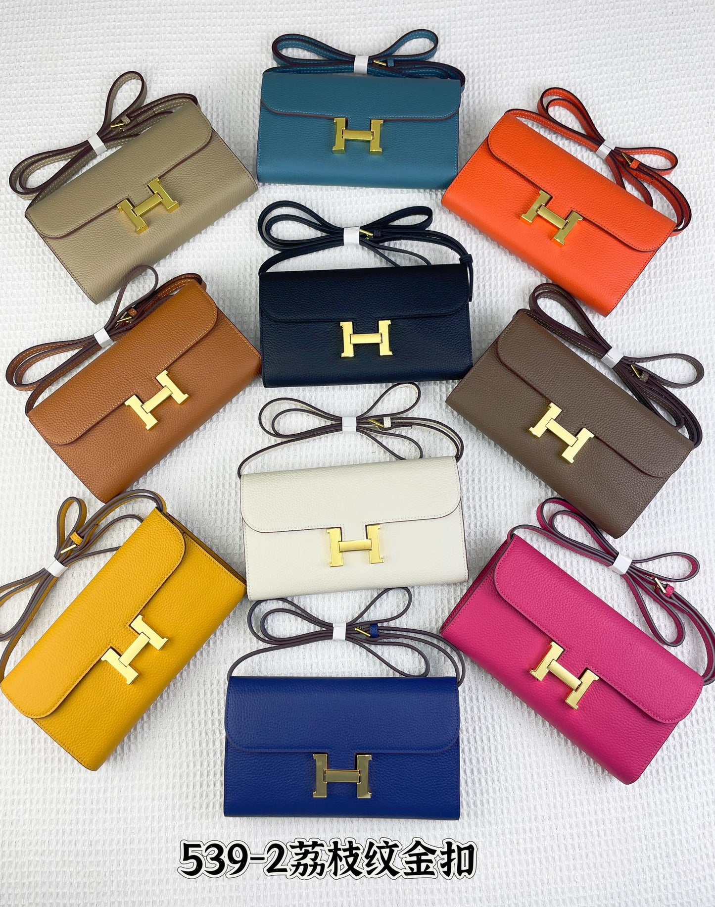 H Constance togo leather bag size:22*11cm