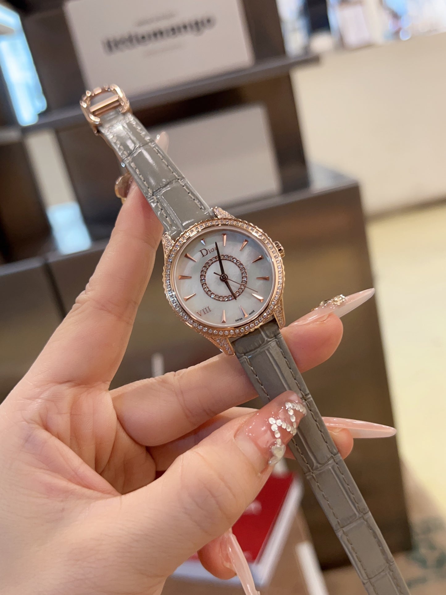 D VIII Montaigne new arrival women watch 33mm