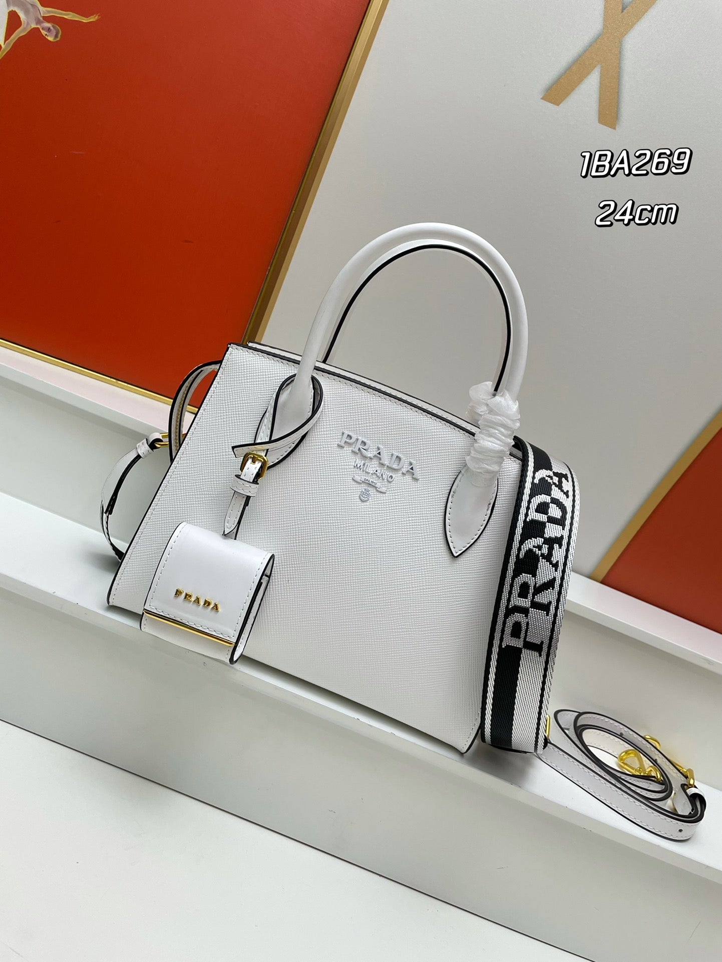 Pra Monochrome new arrival bag size : 24.18.12cm