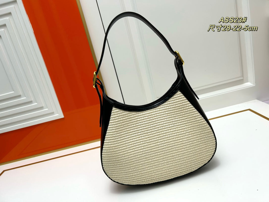 Pra new arrival women bag size : 28-22-5cm