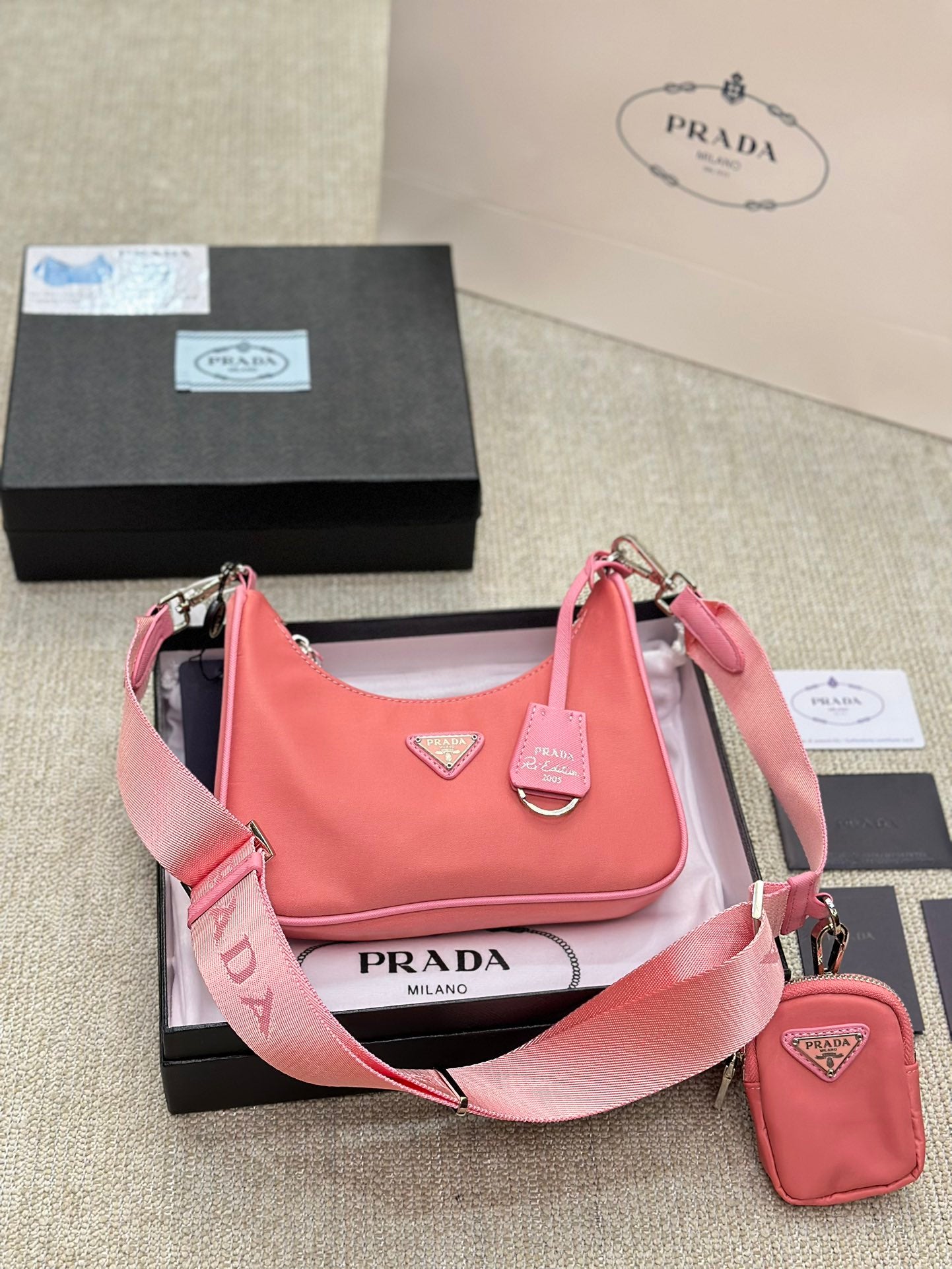 Pra hobo new arrival bag size : 22 * 16cm