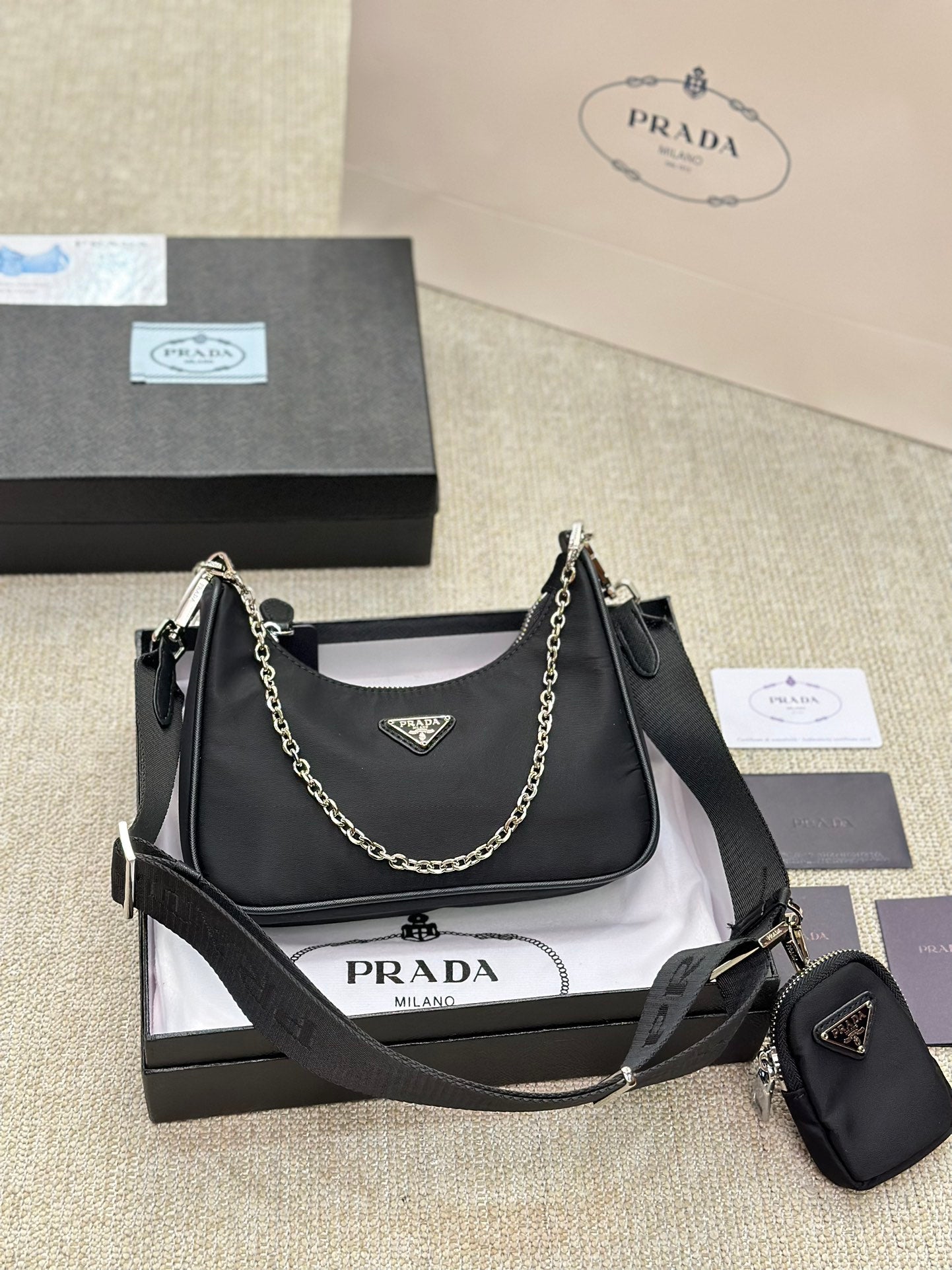 Pra hobo new arrival bag size : 22 * 16cm