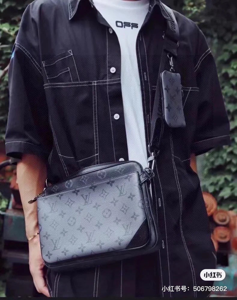 L JYC men bag 25*18cm