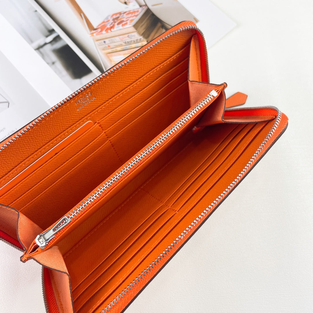 H Silk’in Empson-Barenia leather wallets size : 20x11.5x1.5cm