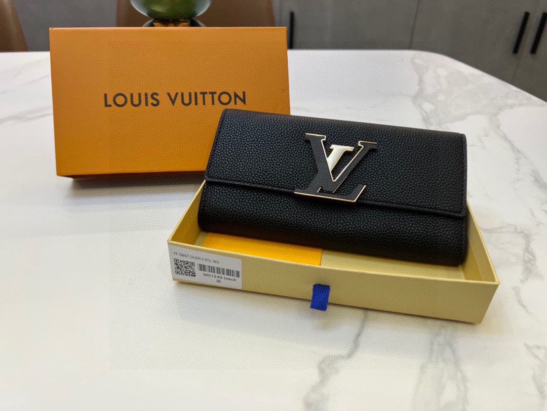 L Capucines men wallet size:20*11*2.5 cm