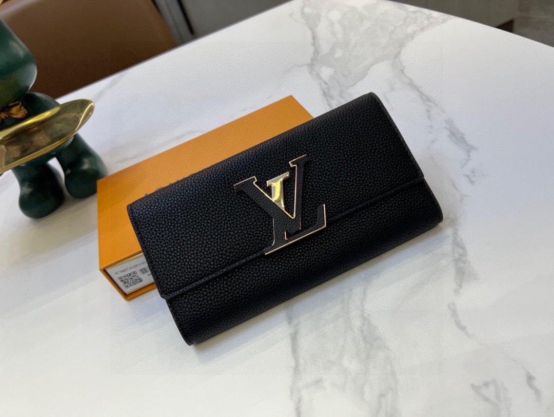 L Capucines men wallet size:20*11*2.5 cm