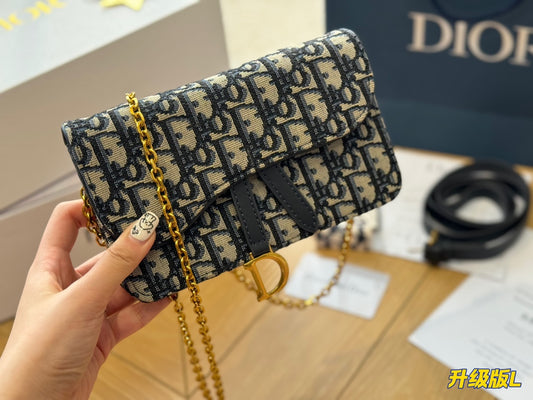 D new arrival woc crossbody bag size: 20*10 cm