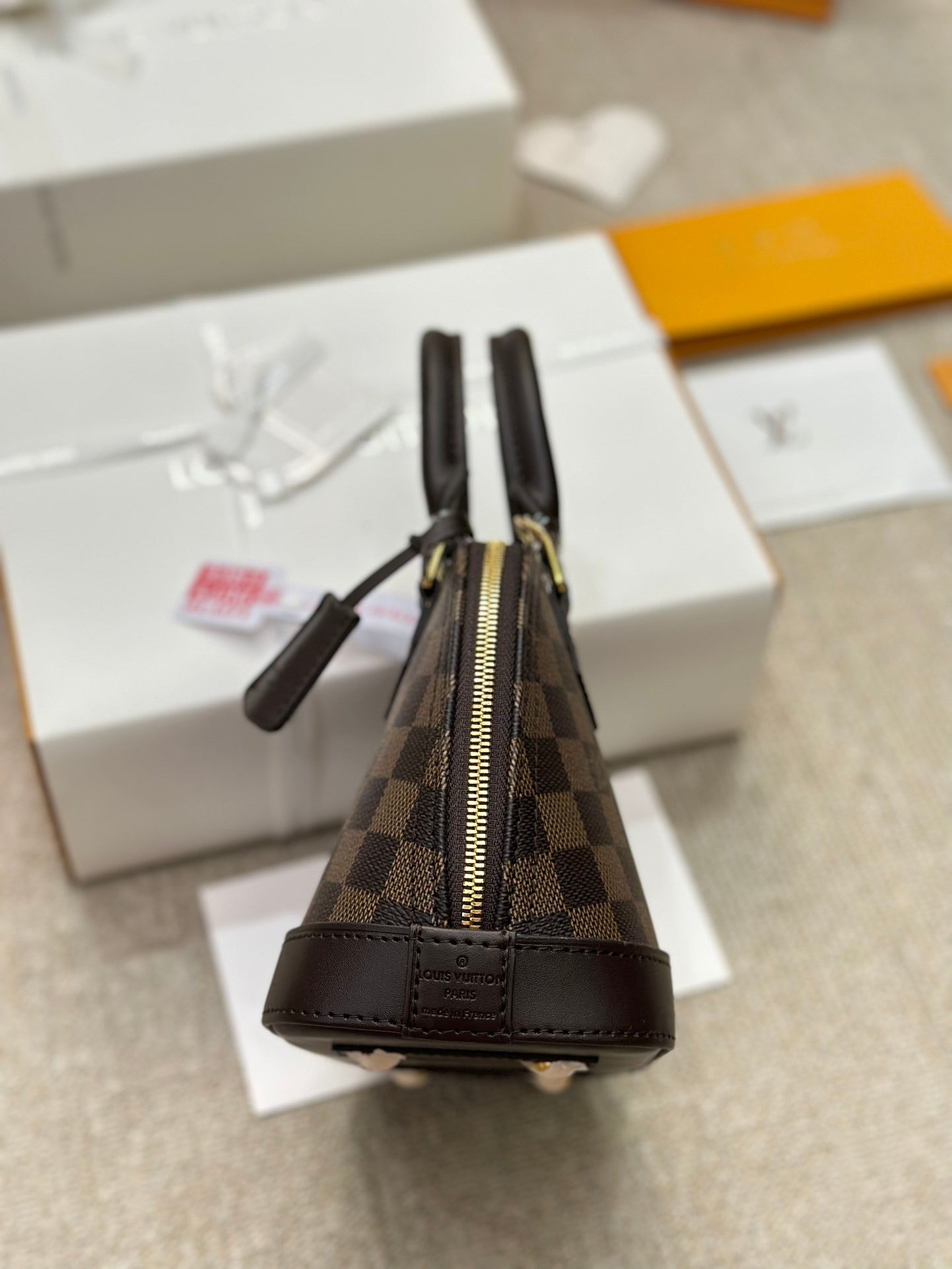 l alma bb new arrival bag size: 24×18cm