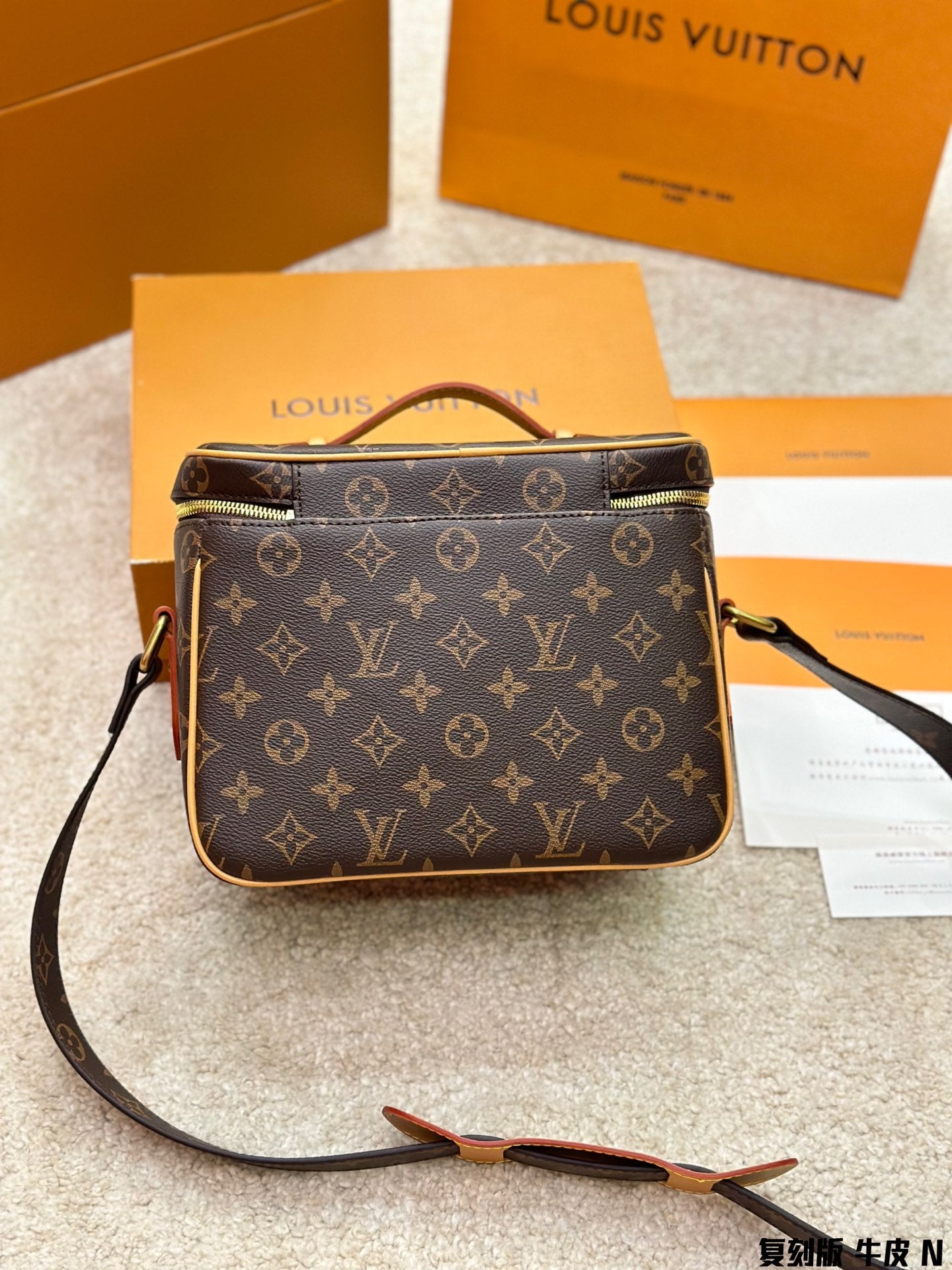Louis vintage new arrival bag size :24cm