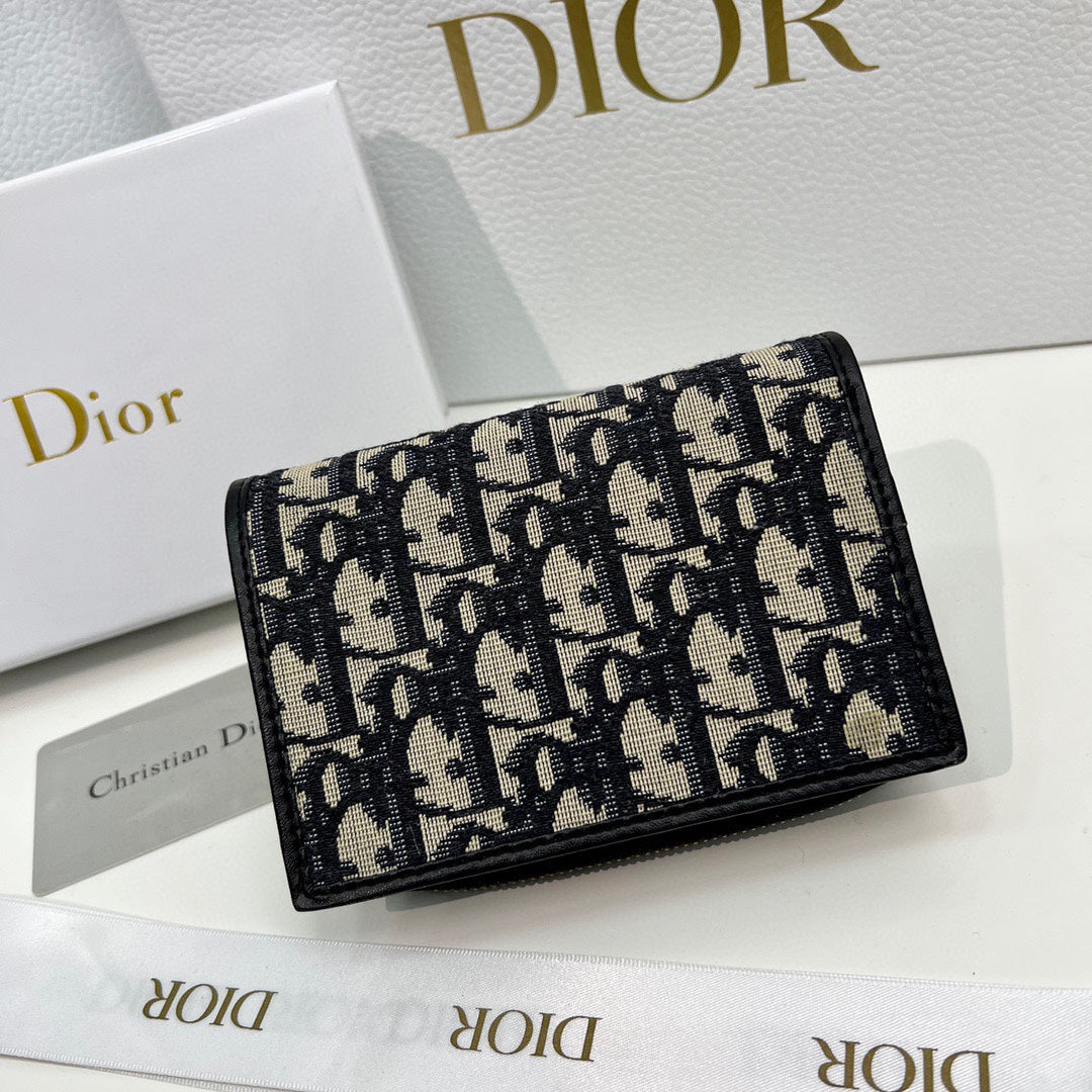 D new arrival wallet size: 13.5*9.5*3.5