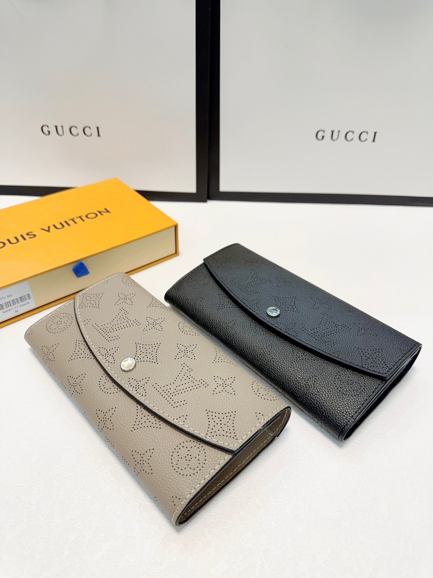 Louis new arrival wallet size: 19x10 cm