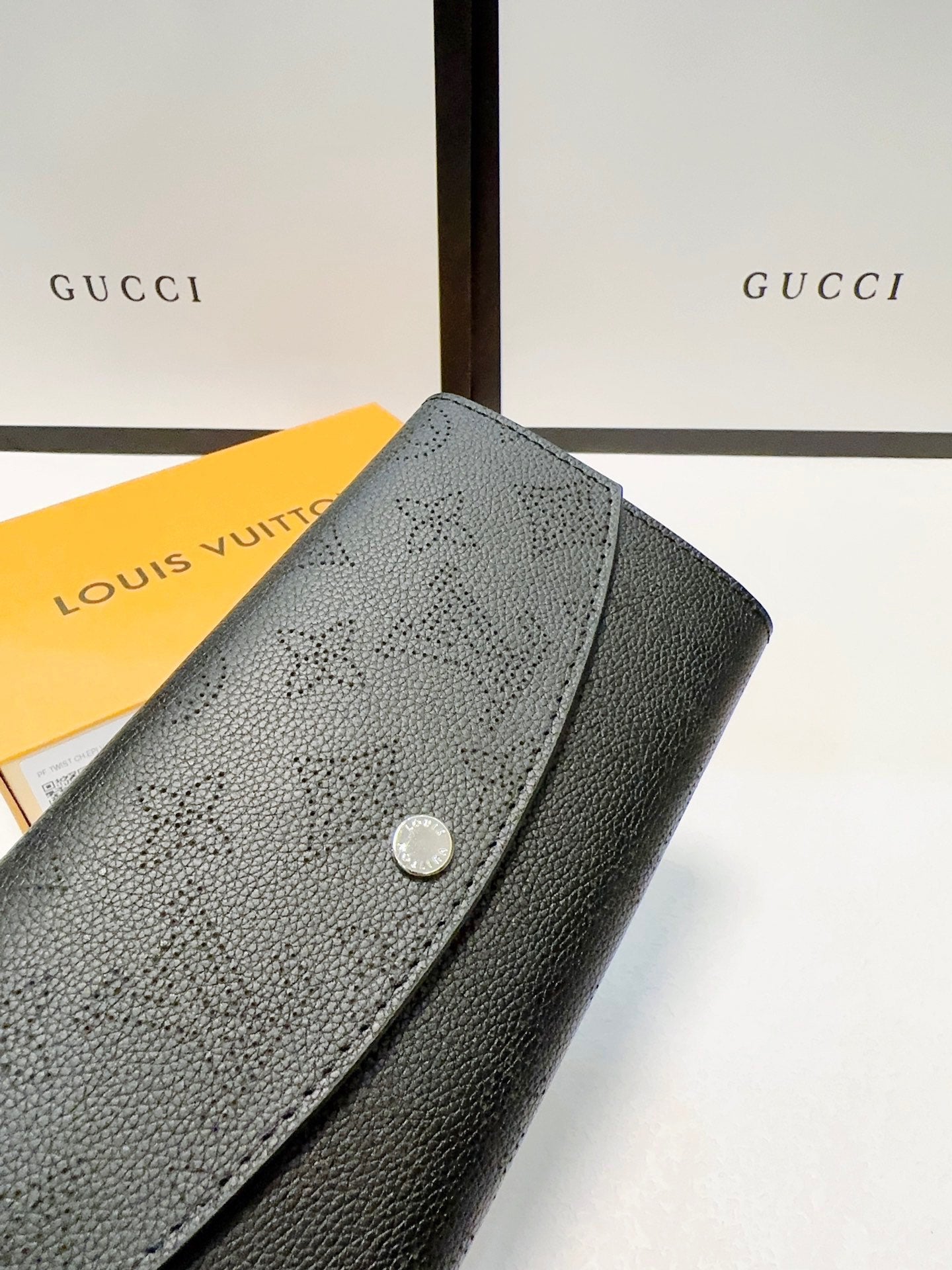 Louis new arrival wallet size: 19x10 cm