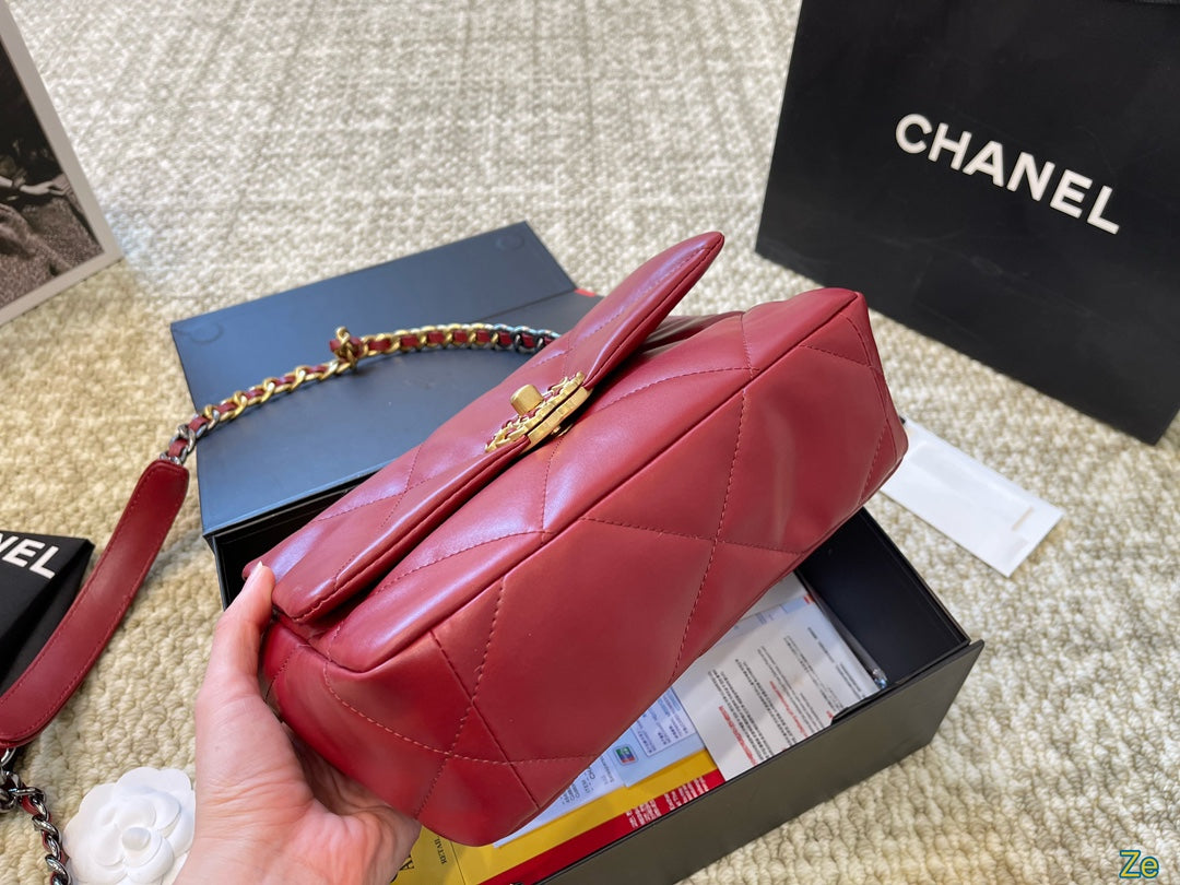 CC 19bag new arrival women bag size : 25*16 cm