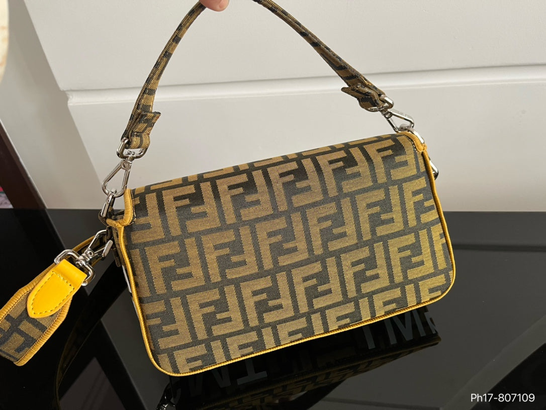 Fen new arrival bag size : 26 * 14.5 cm