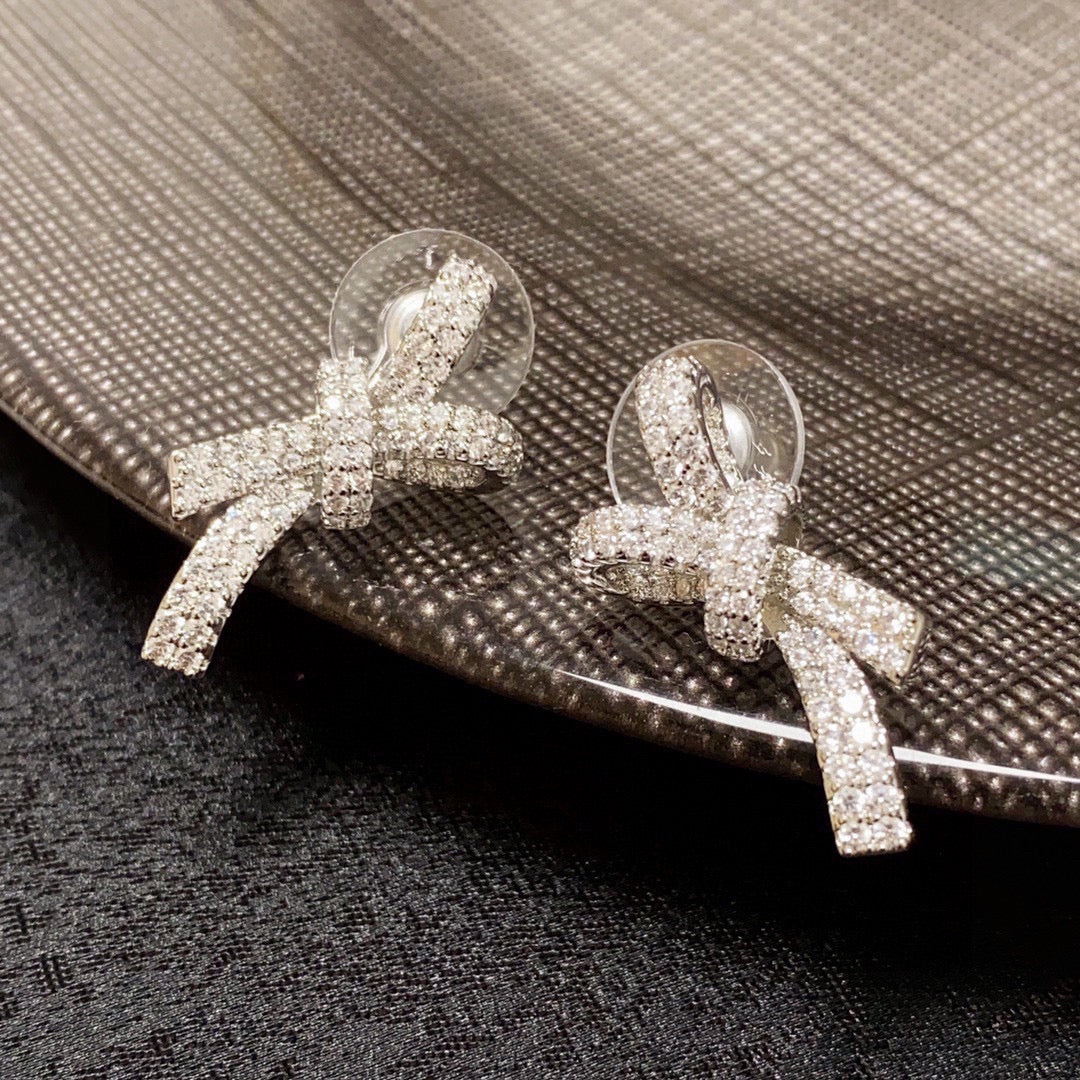 CC Earrings 0028