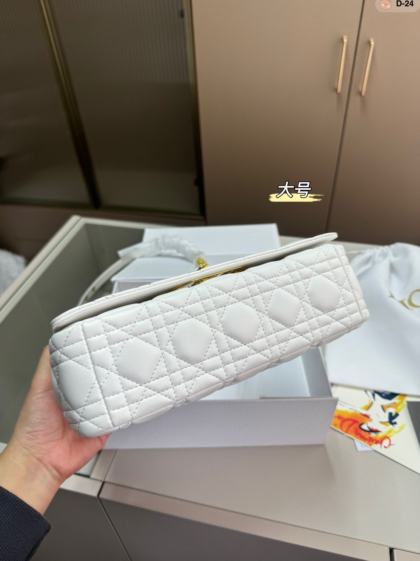 D new arrival women bag size: 25×15 cm