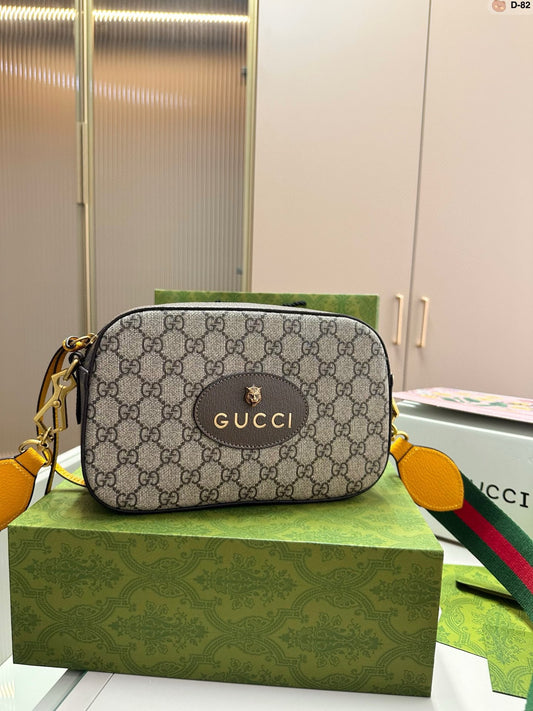 GG Marmont camera bag size: 22*8*15 cm