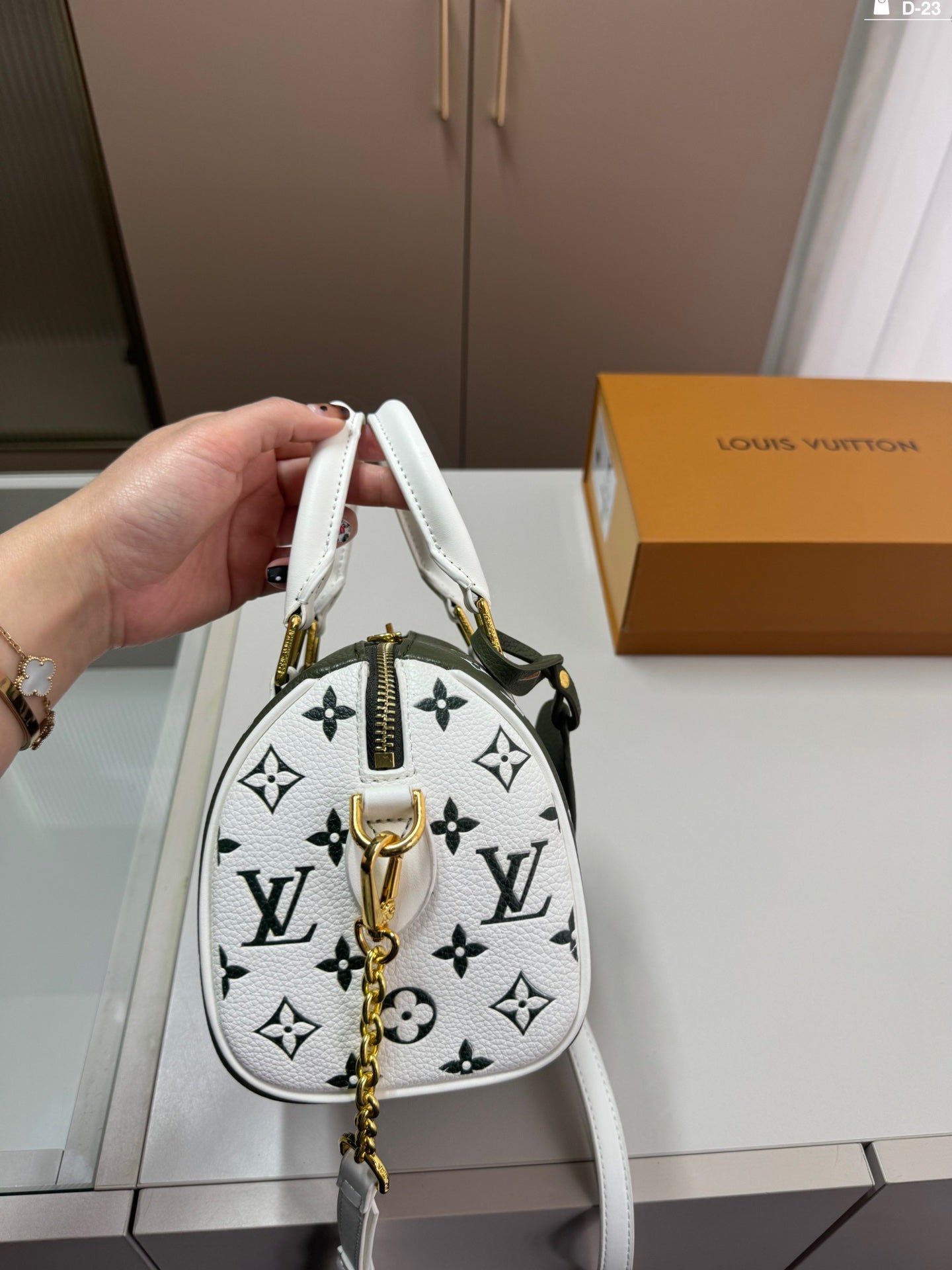 Louis new arrival speedy size: 22*11*14 cm