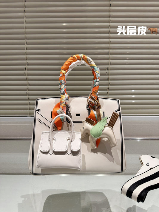 H Birkin 25 Introduces 10 New Handbags for Spring size: 25 cm