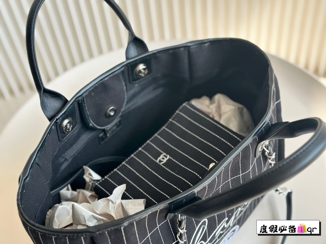 CC new arrival tote bag size: 36*28cm