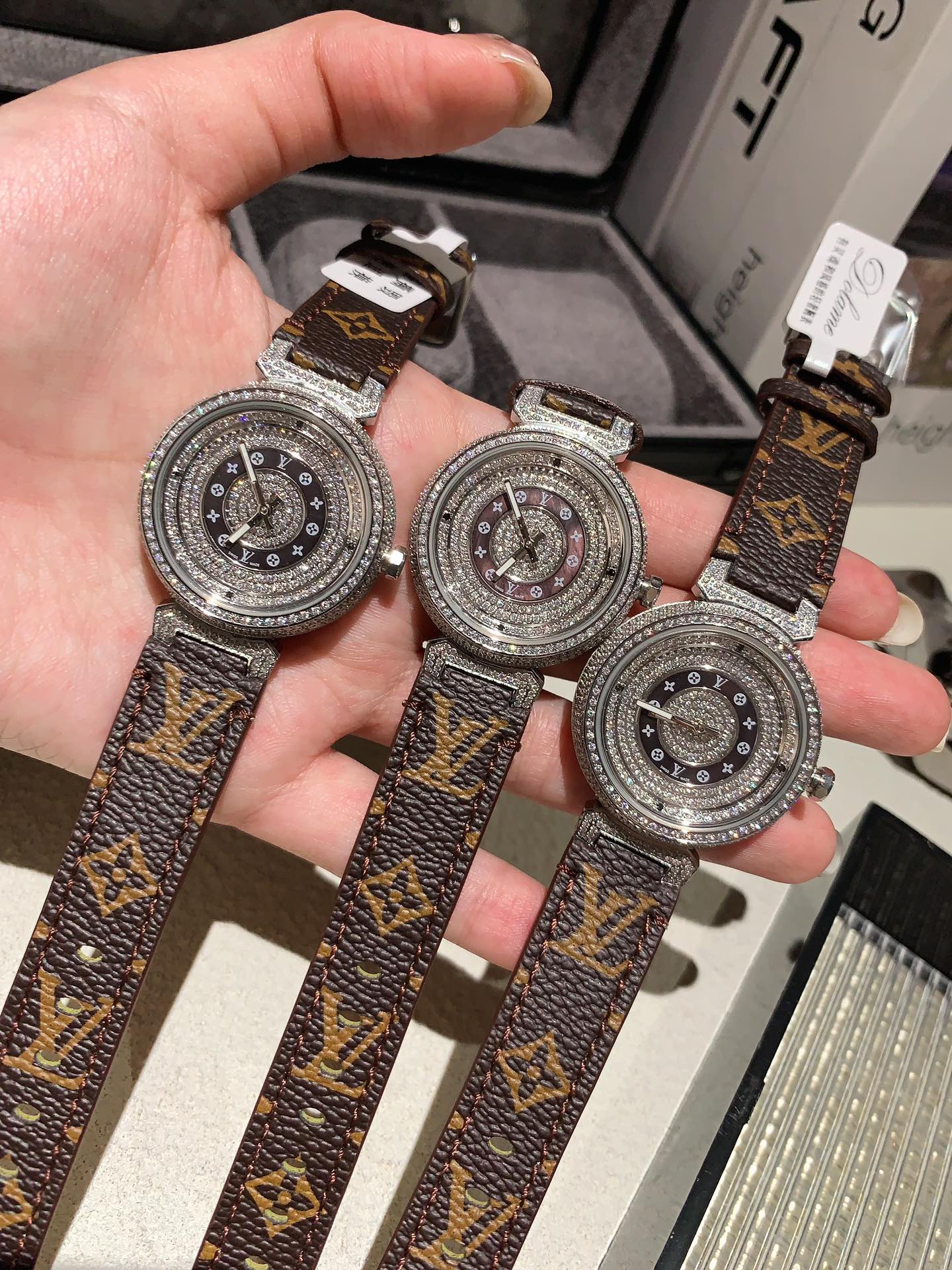 Louis Tambour slim monogran women watch 36mm