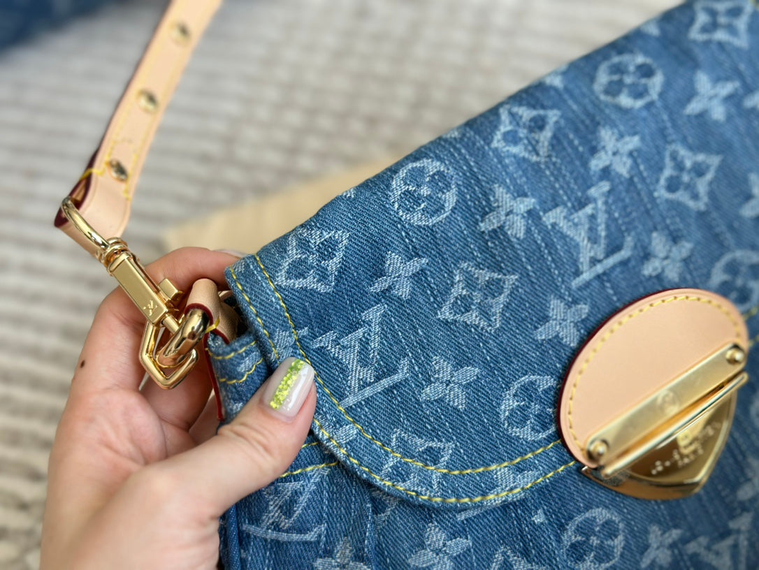 Louis new arrival denim bag sunset size: 26*15 cm