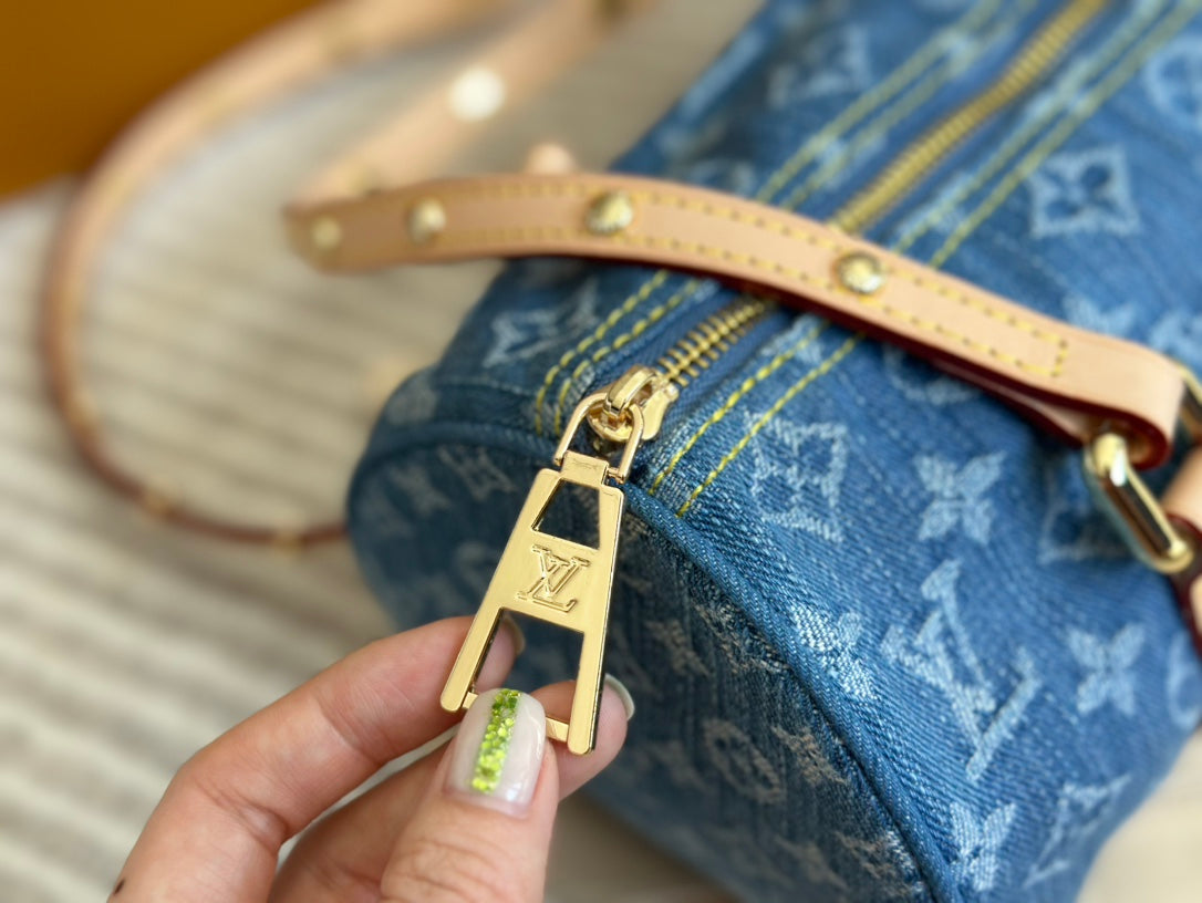 Louis Monogram new arrival denim bag size: 30*15cm