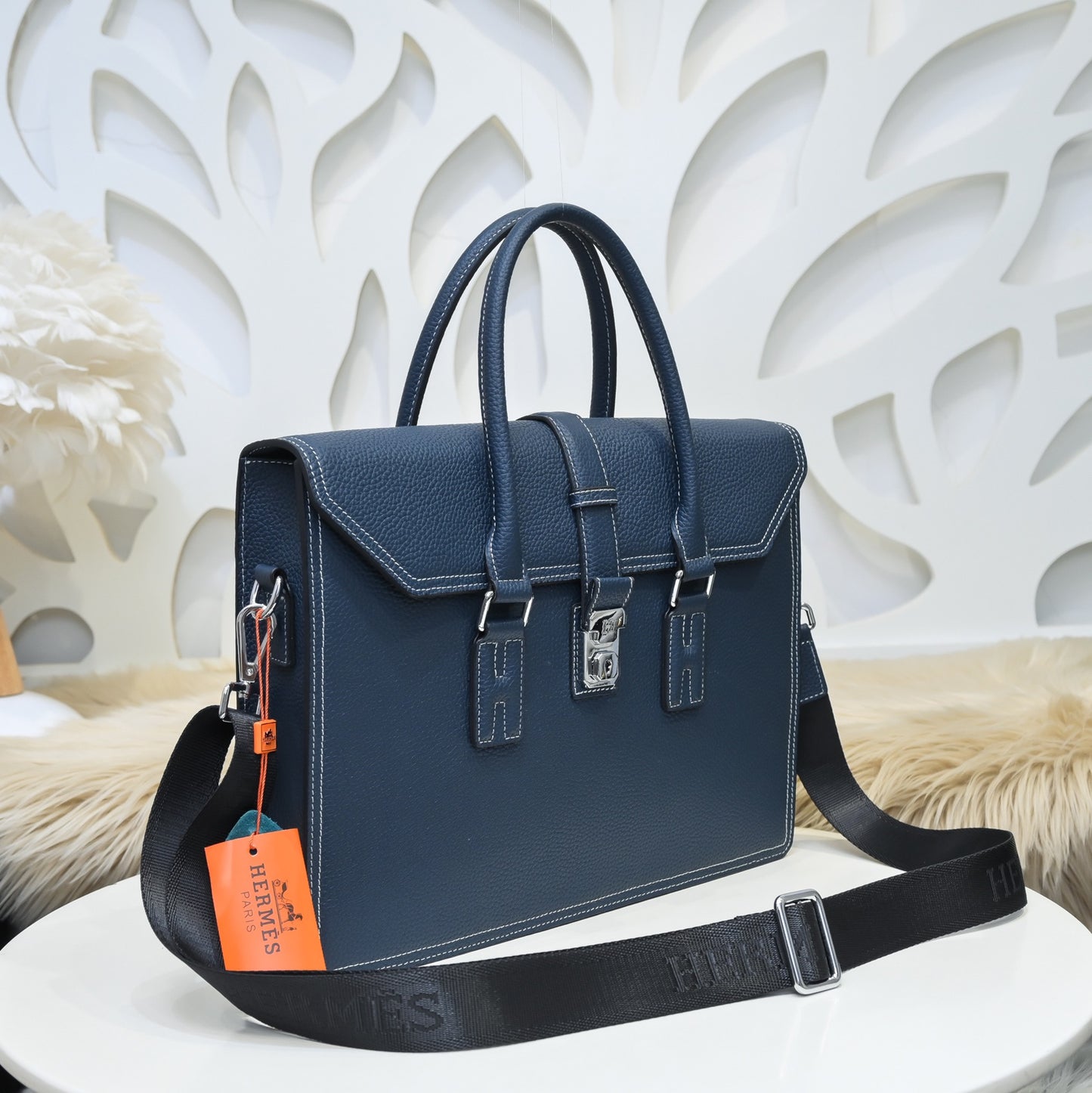 Her new arrival men and women bag size: 39.30.7cm