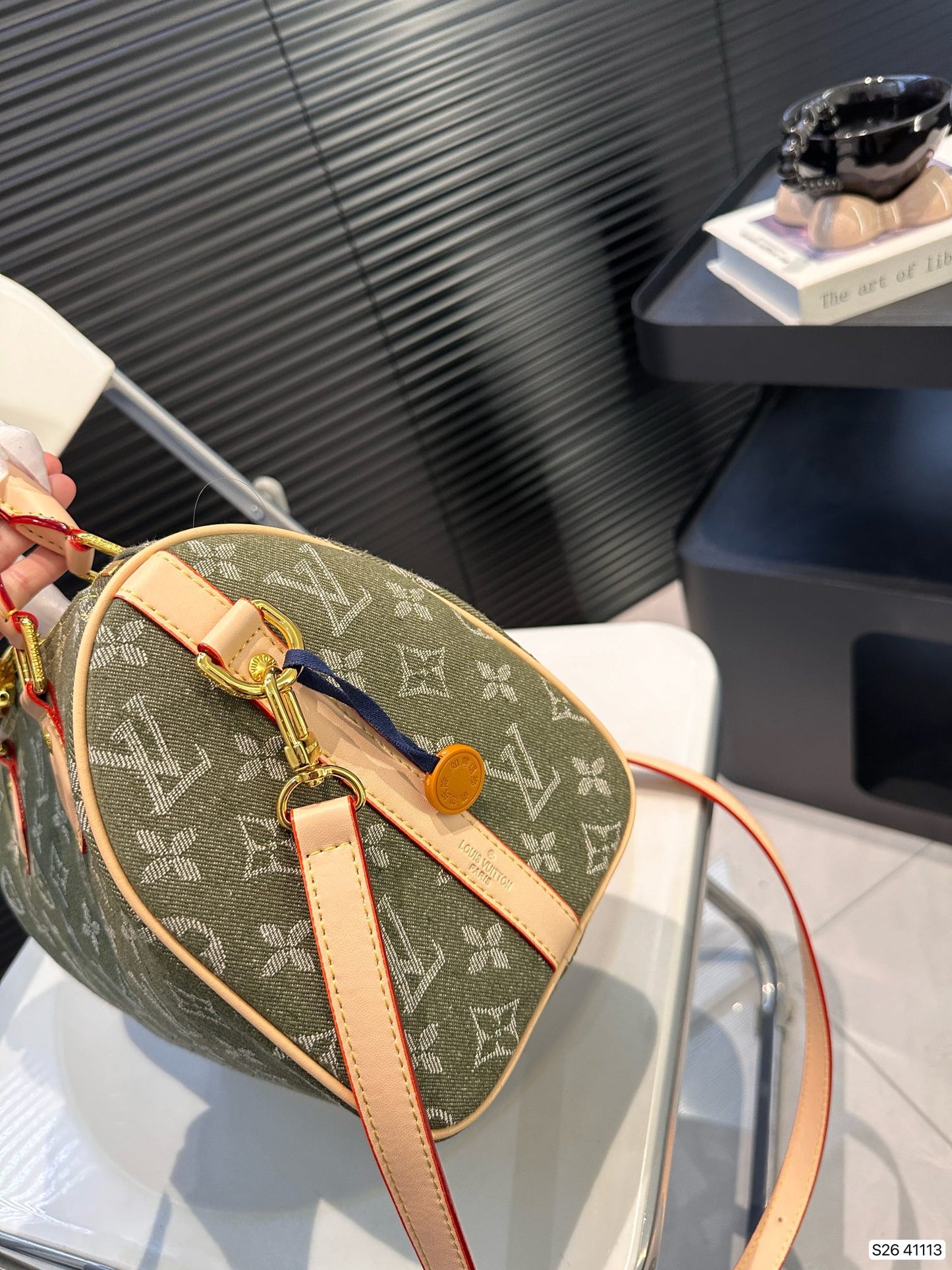 Louis new arrival speedy 25 denim bag size: 25 * 19 cm